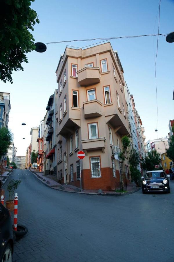 Unique And Central Istanbul Experience Taksim Exterior photo